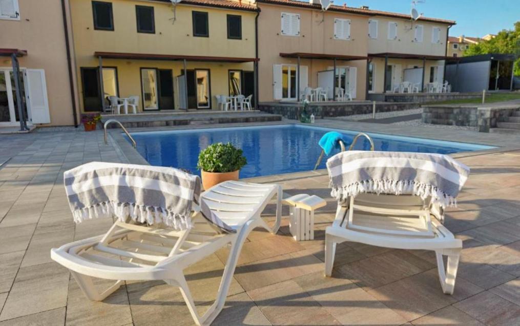 Ferienwohnung Dija Riva 2 Tar-Vabriga Exterior foto